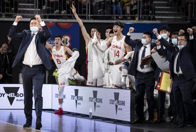 雷竞技官方网站-距离逆转只差一口气 下次相逢中国男篮能否复仇？